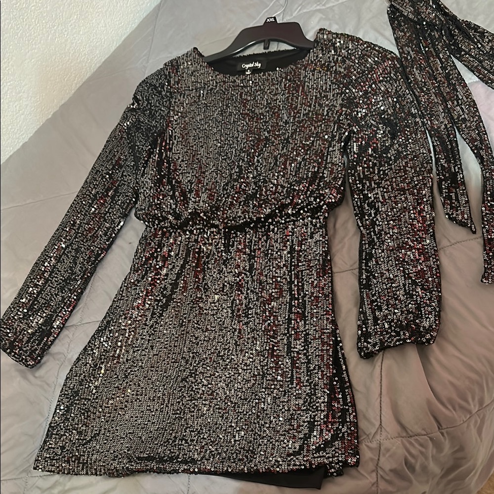 Sparkly Black Long Sleeve Dress